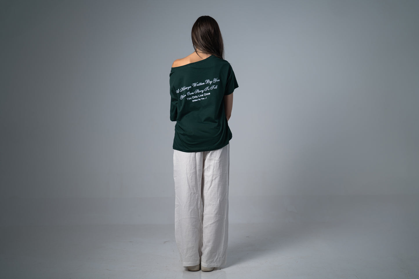 HER STORY OFF SHOULDER T-SHIRT IN DARK GREEN